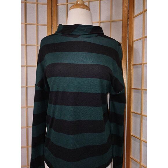 NWT Chico's Sz 0 (Sm) Striped Top - Picture 7 of 13